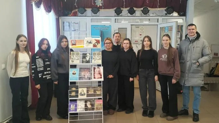 photo_5264714428781892256_y