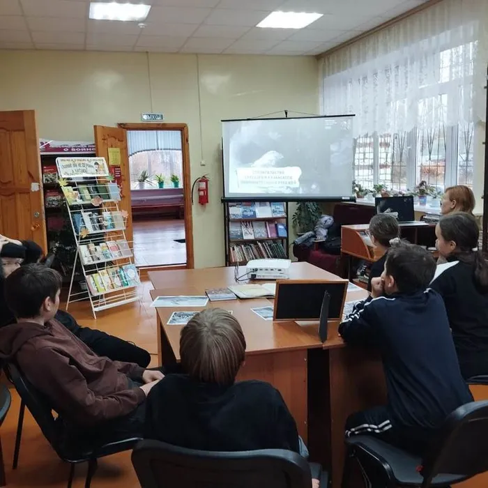 СР33